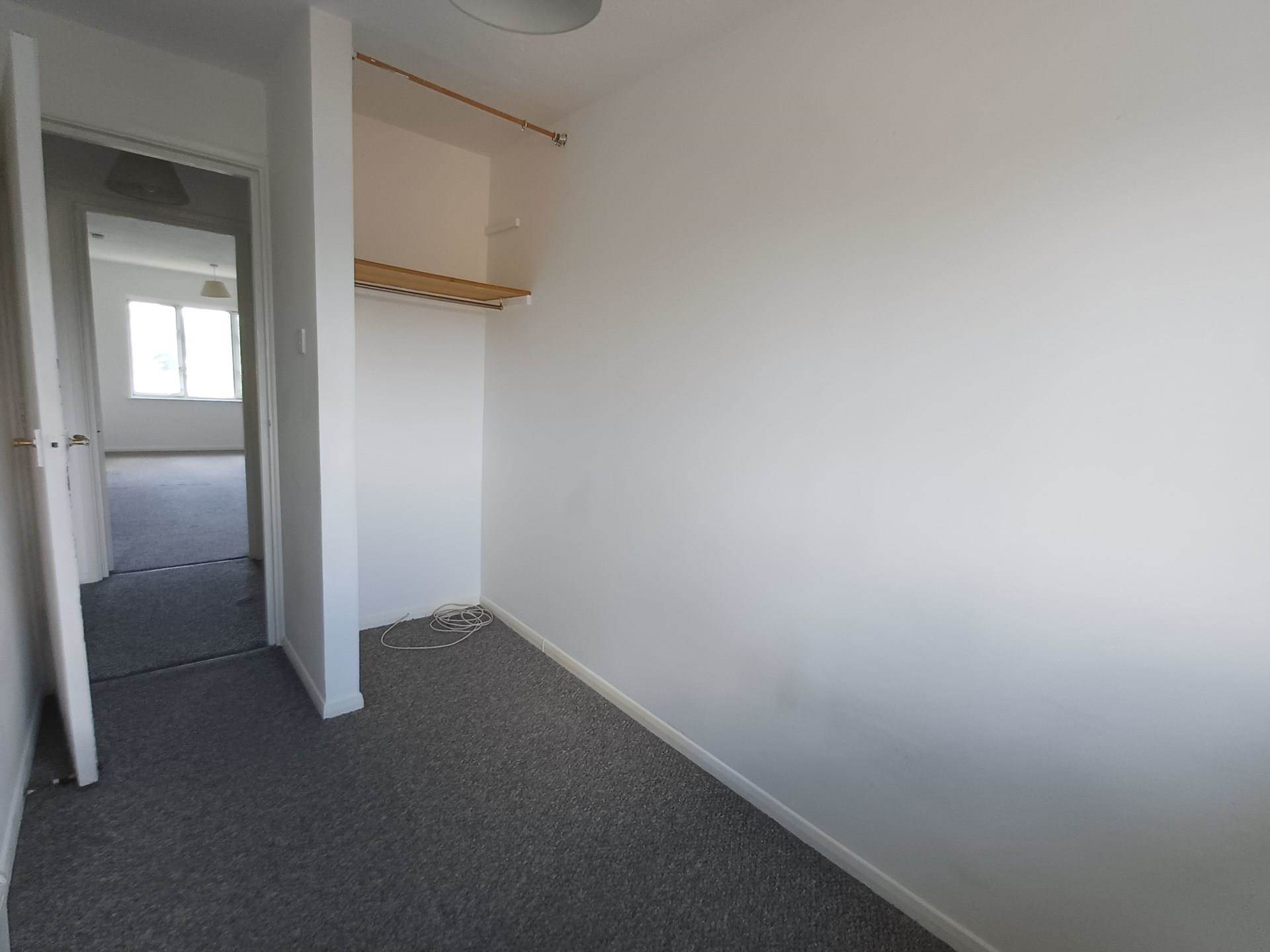 Cricketers Close, Erith, Image 12