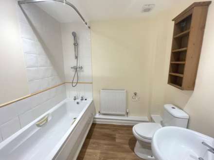 Triton Lodge, Chichester Wharf, Image 14