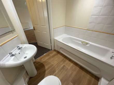 Triton Lodge, Chichester Wharf, Image 15