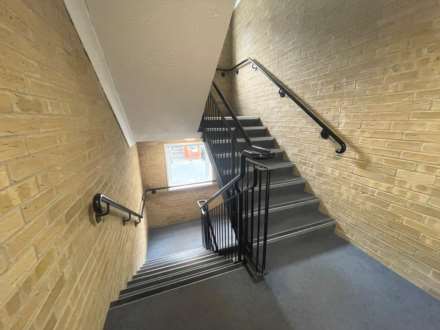 Triton Lodge, Chichester Wharf, Image 3