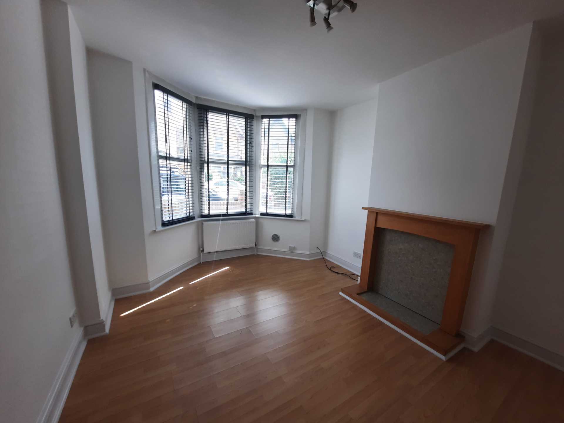 Ground Floor Flat  Abbey Grove, Abbeywood, Image 3