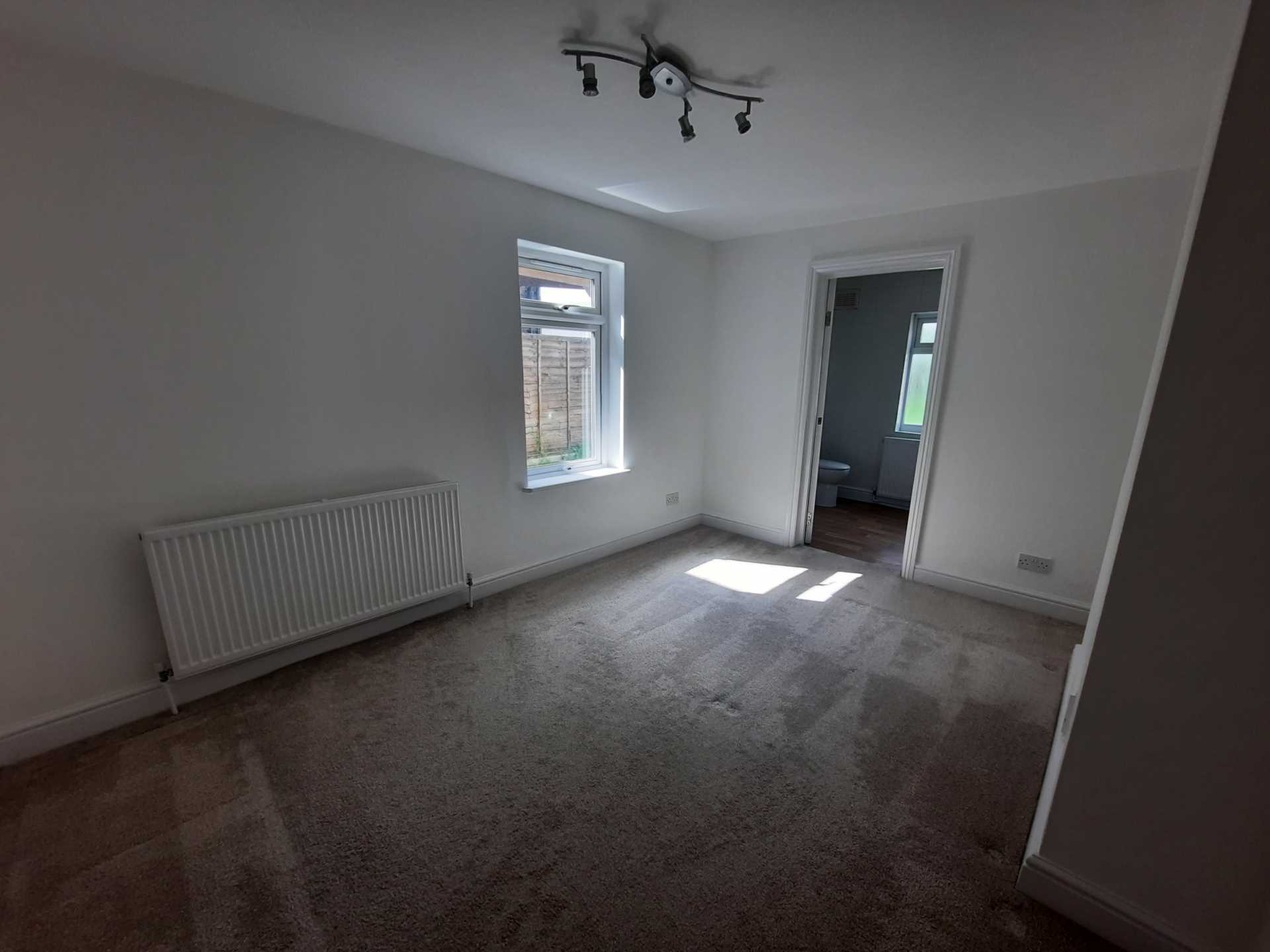 Ground Floor Flat  Abbey Grove, Abbeywood, Image 6