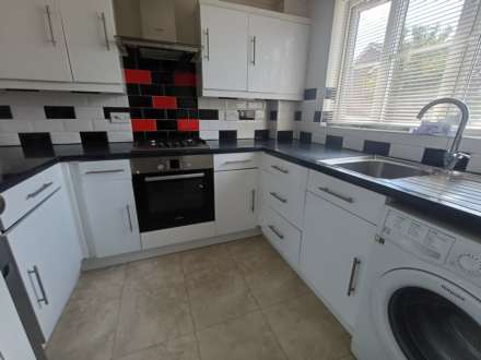 Troon Close, Thamesmead West, Image 2