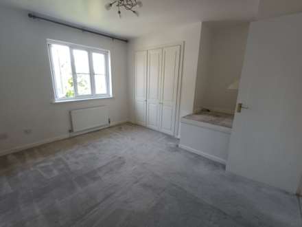 Troon Close, Thamesmead West, Image 6