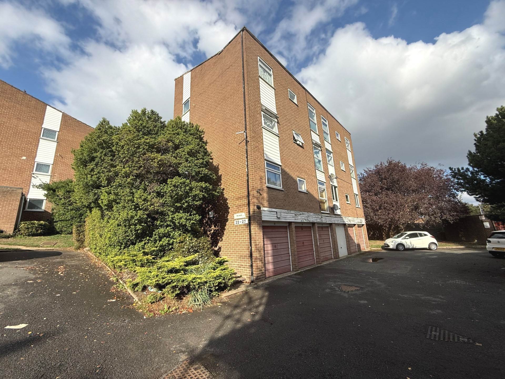 Kempton Close, Erith, Image 1