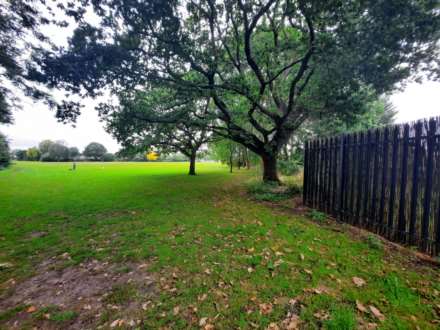 Cedar Avenue, Sidcup, Kent, Image 9