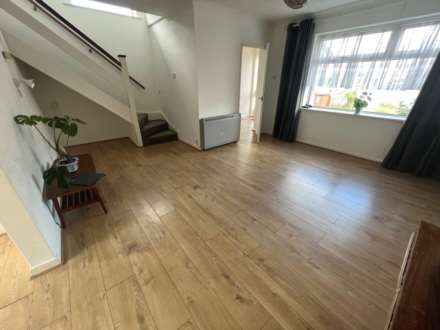 Woolwich Road, Upper Abbey Wood  ** 3D FLOORPLAN & VIDEO AVAILABLE **, Image 6
