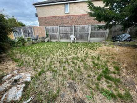 Hilden Drive, Erith, Image 7