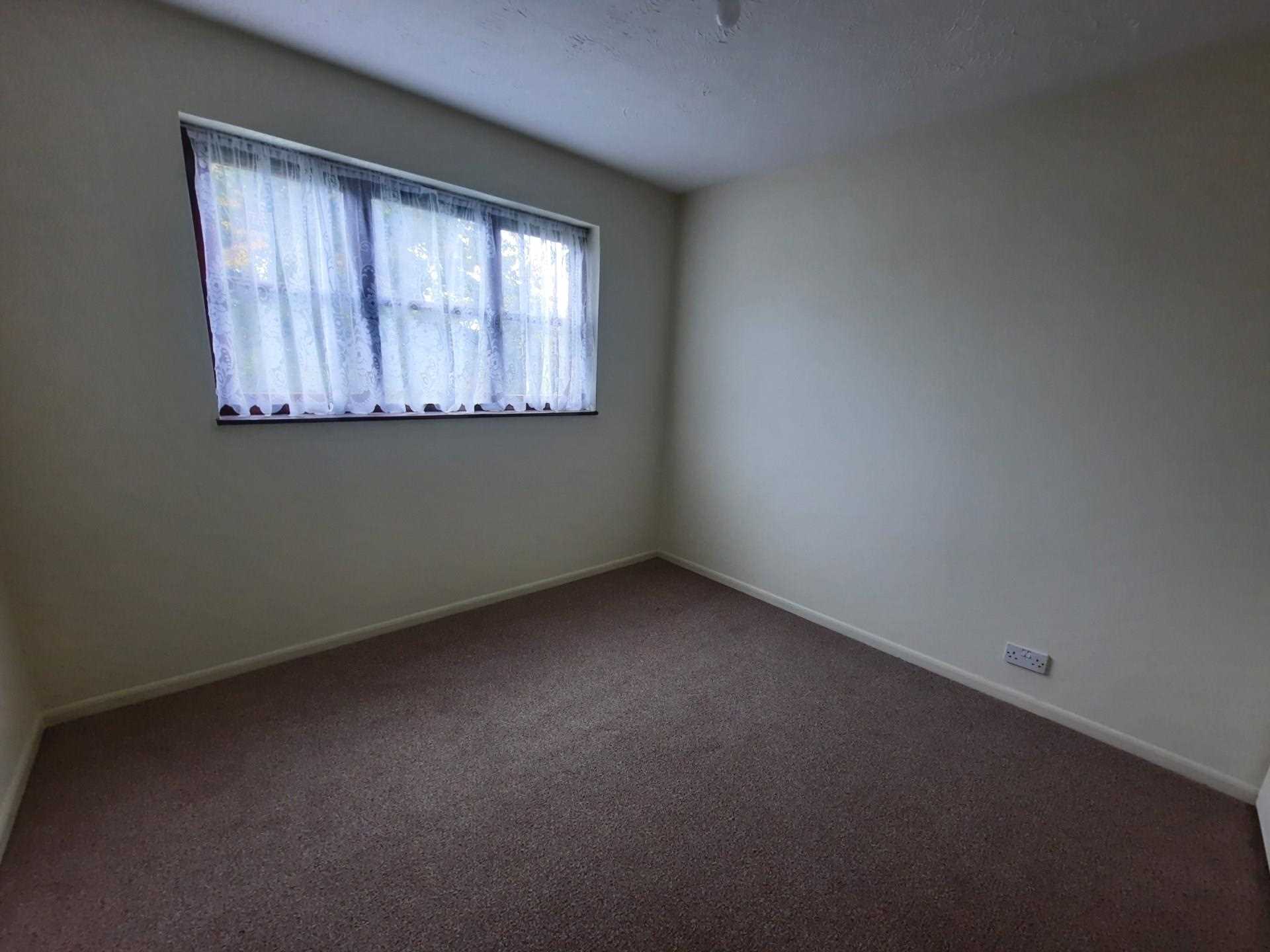 Cooper Close, Greenhithe, Image 7