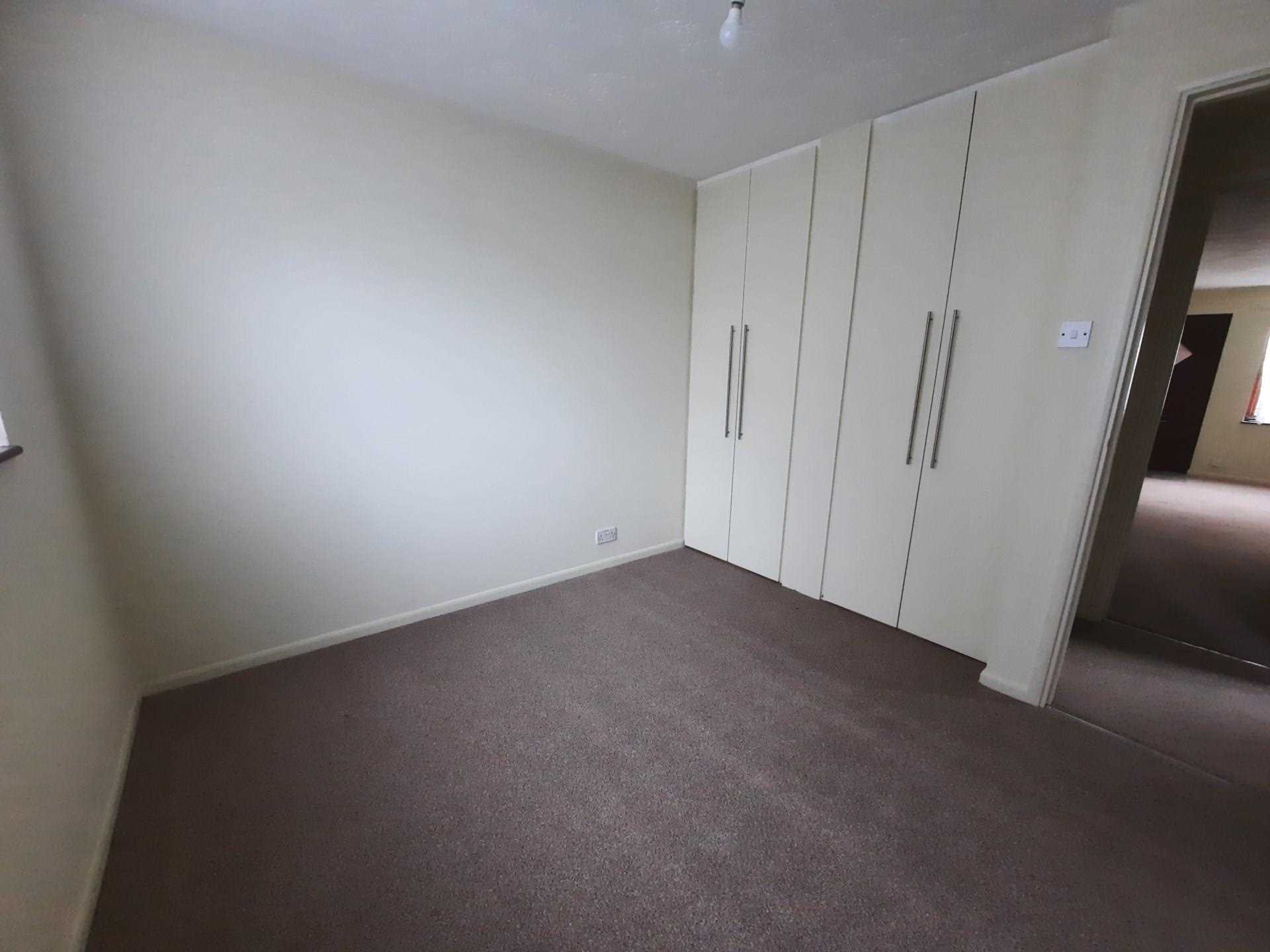 Cooper Close, Greenhithe, Image 8