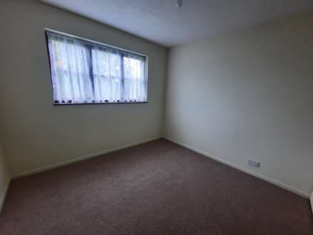 Cooper Close, Greenhithe, Image 7