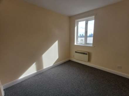 Harlinger Street, London, Image 9
