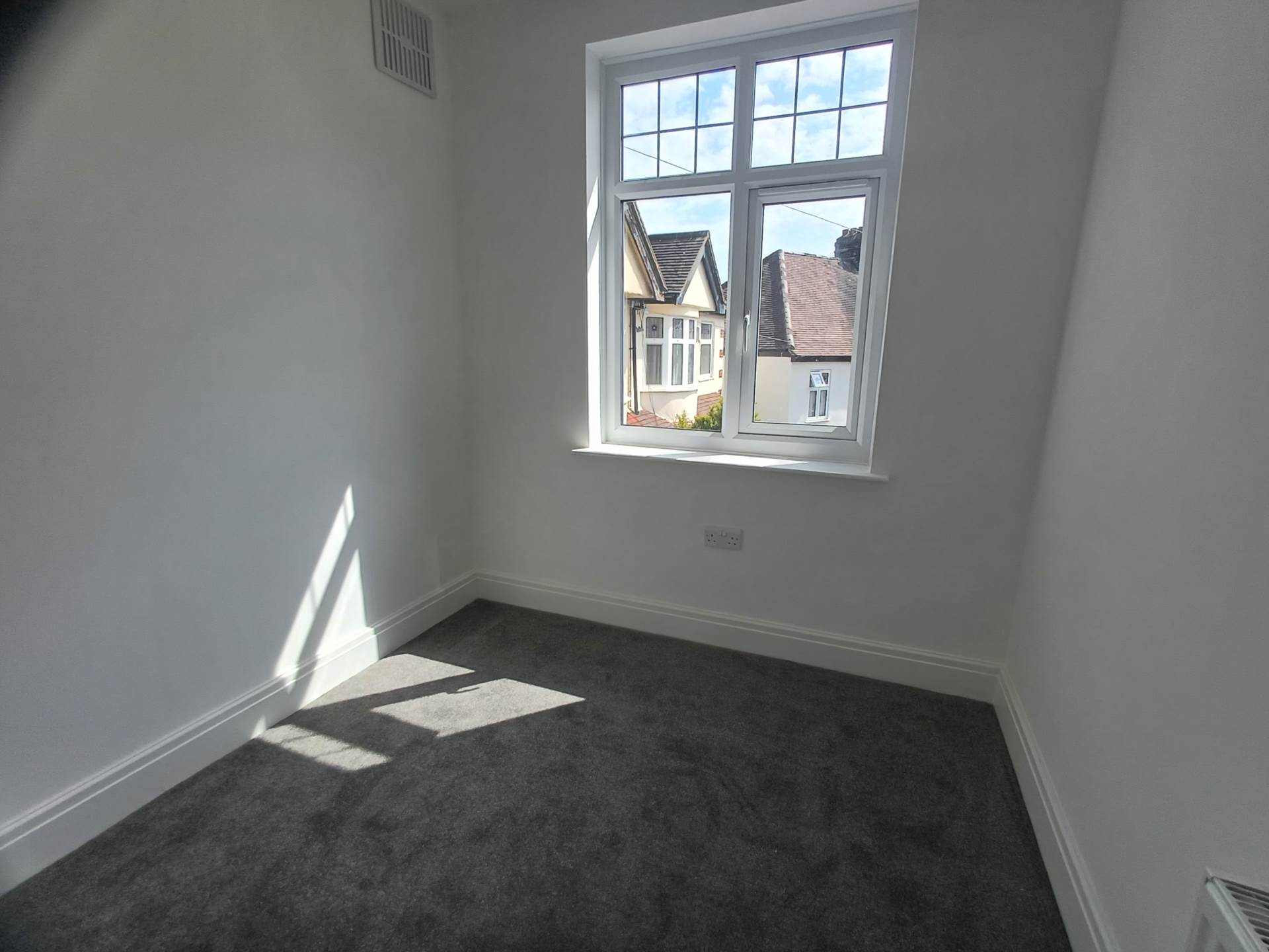 Woodland Way, London, Image 19