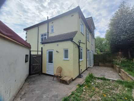 Woodland Way, London, Image 13
