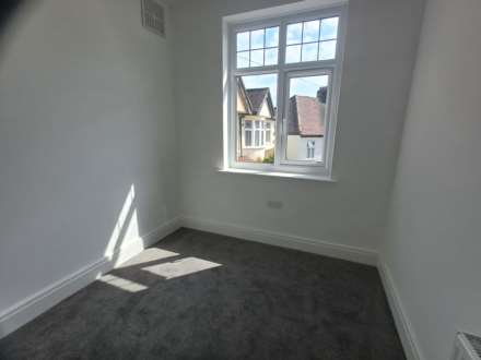 Woodland Way, London, Image 19
