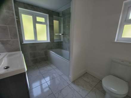 Woodland Way, London, Image 20