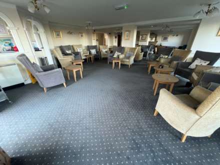 OVER 60'S ONLY ONE BEDROOM RETIREMENT FLAT, Image 15