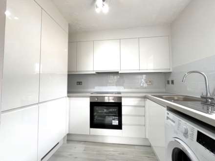 Neptune Walk, Erith ** VIDEO & 3D FLOORPLAN AVAILABLE **, Image 3