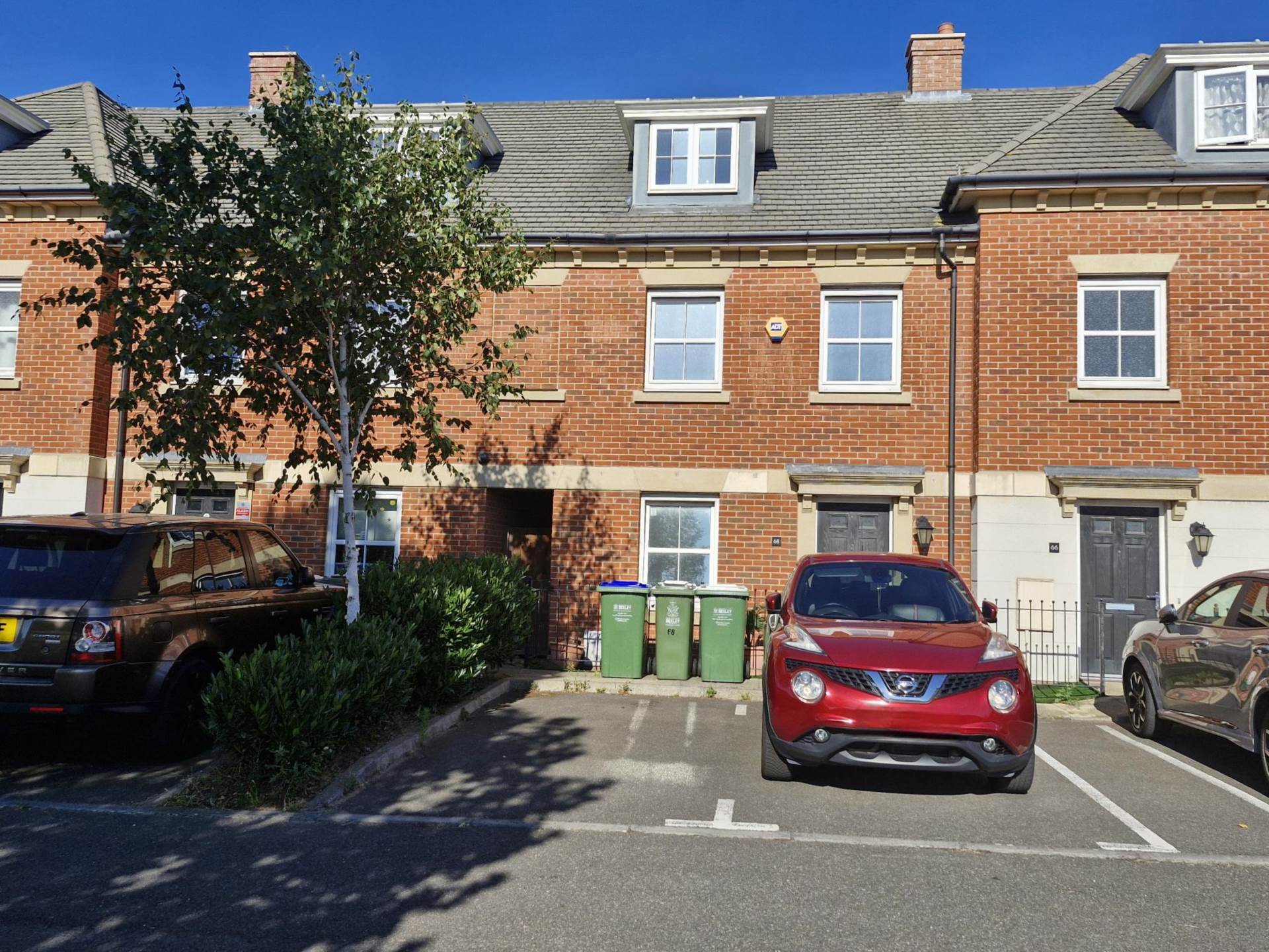 Rainbow Road, Erith, Image 1