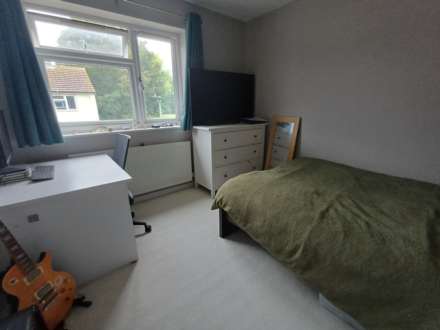 Peterstone Road, London, Image 14