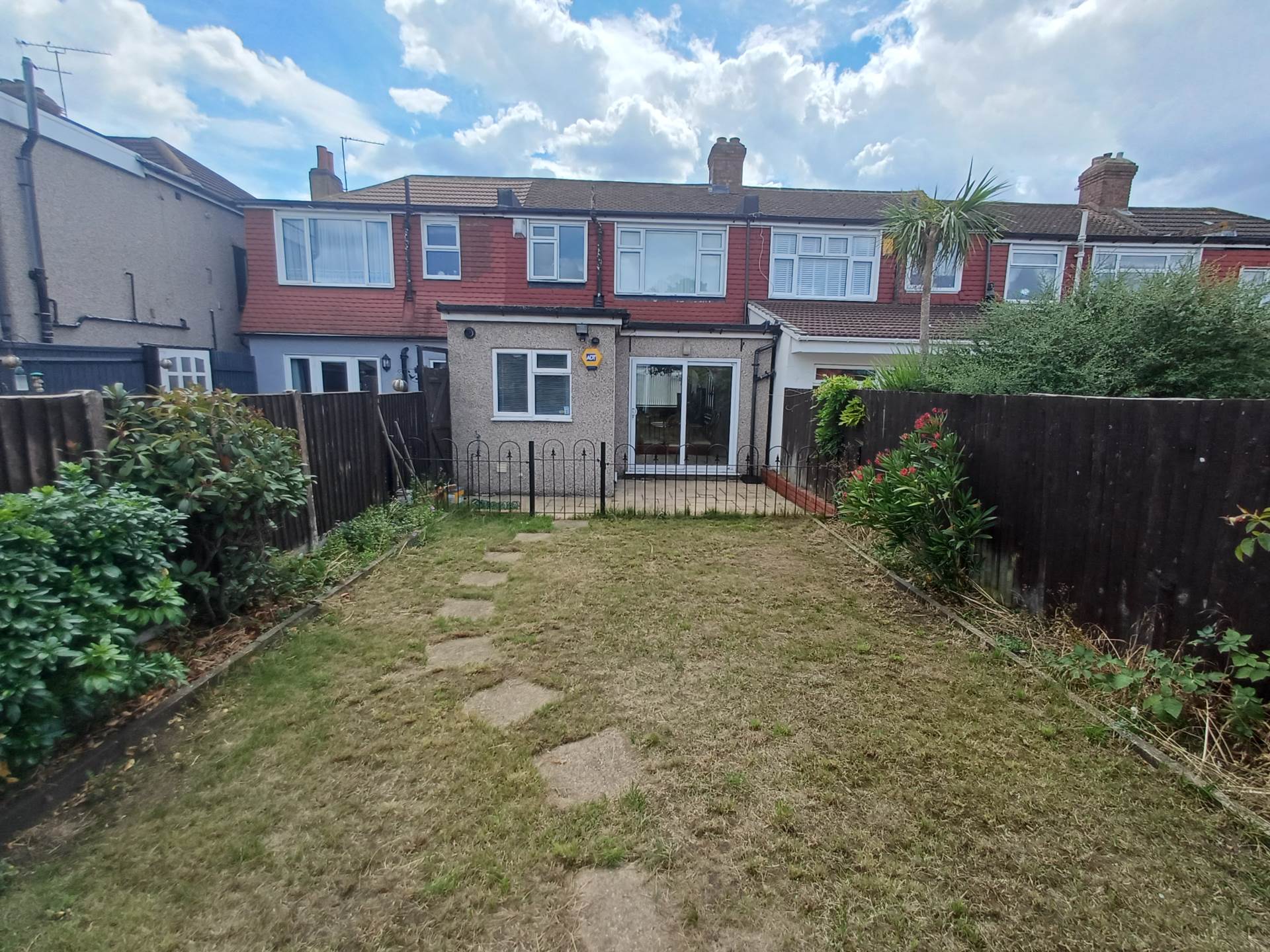 Amberley Road, London, Image 10