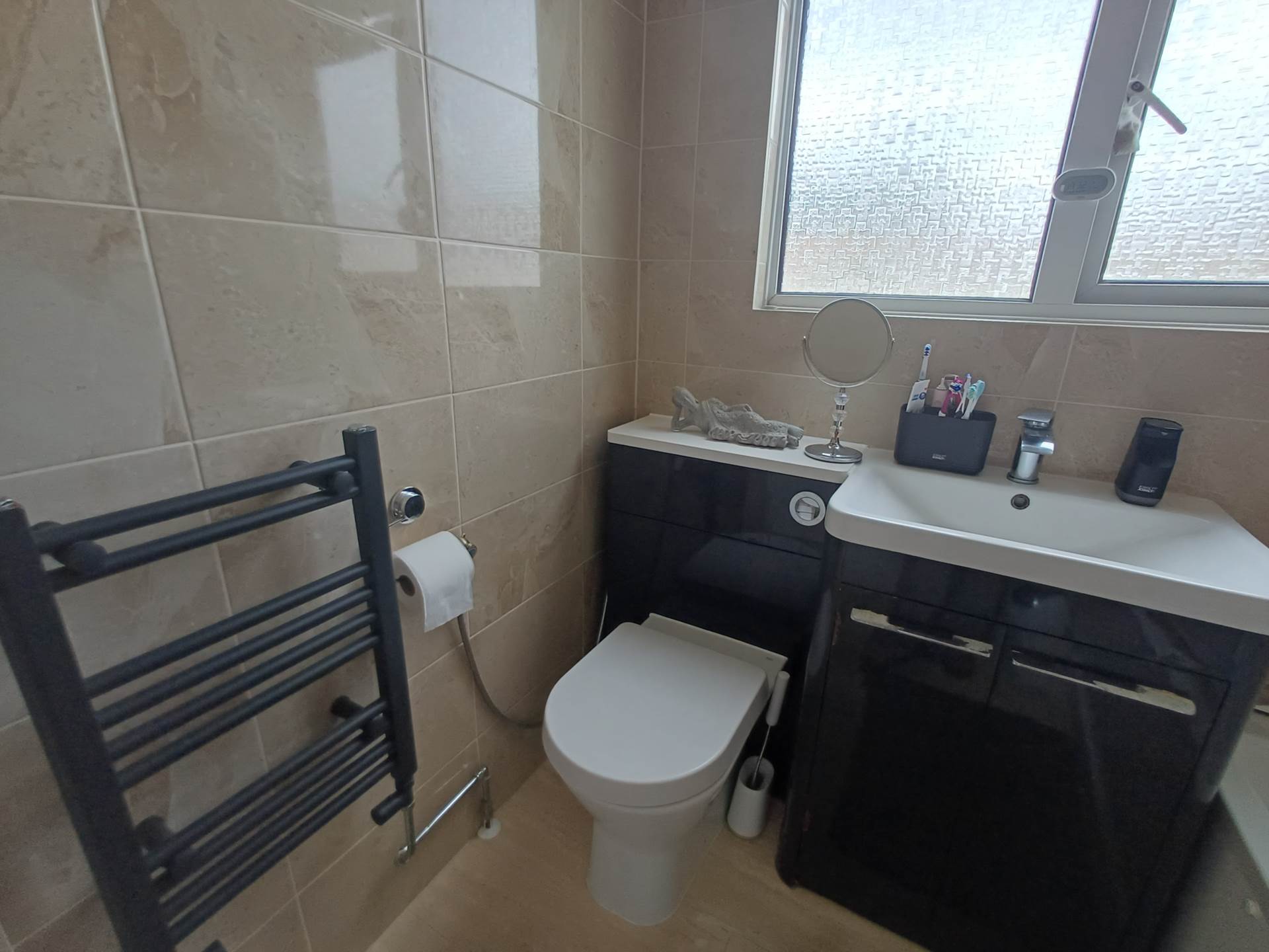Amberley Road, London, Image 16