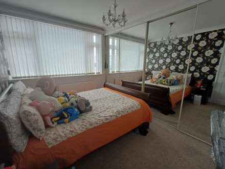 Amberley Road, London, Image 13