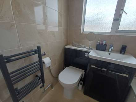 Amberley Road, London, Image 16
