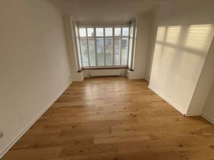 Basildon Road, London, Image 4