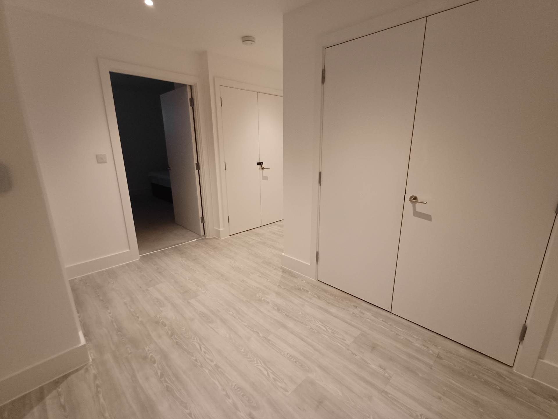 Crane Court, SE2 * VIDEO & 3D FLOORPLAN AVAILABLE *, Image 3