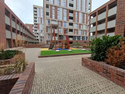 Crane Court, SE2 * VIDEO & 3D FLOORPLAN AVAILABLE *, Image 17