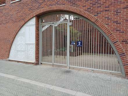 Crane Court, SE2 * VIDEO & 3D FLOORPLAN AVAILABLE *, Image 21