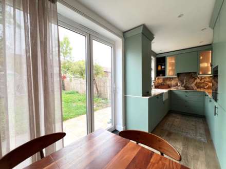Cookhill Road, London SE2 9PB   ** VIDEO & 3D FLOORPLAN AVAILABLE **, Image 7