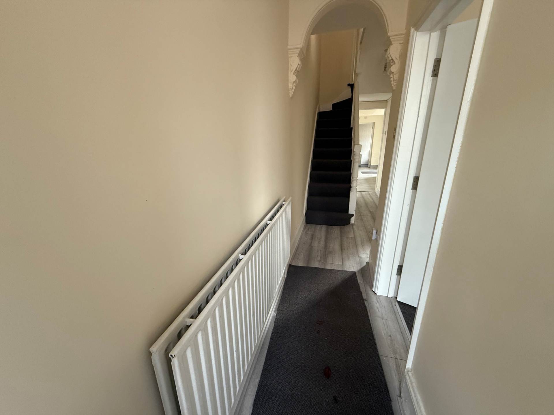 Abbey Grove, London, Image 3