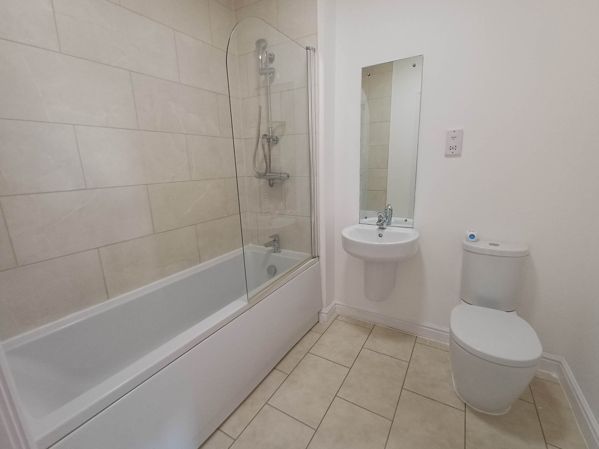 Crystal Court, Rainbow Road, Erith, Image 8