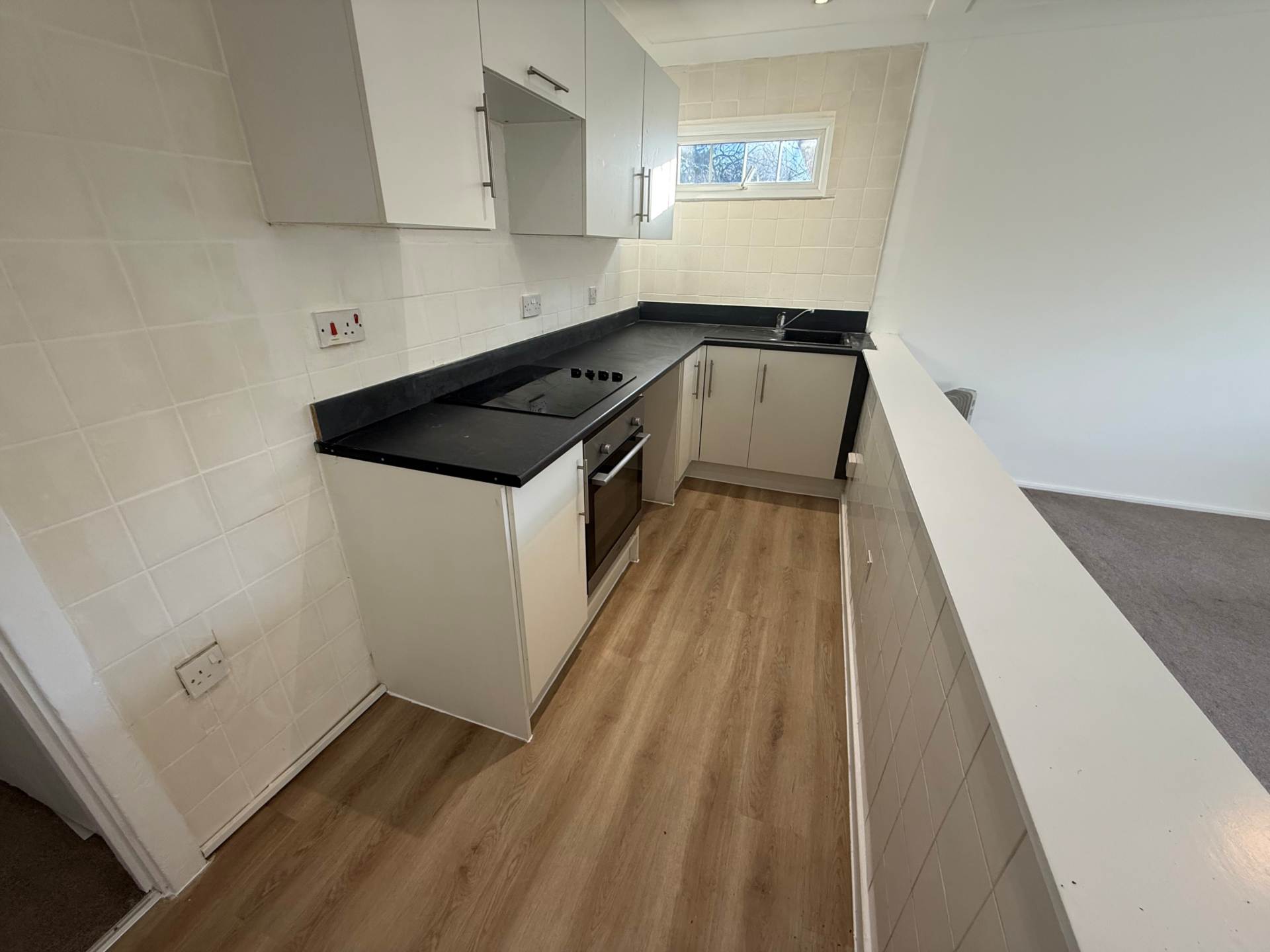 Manorside Close, London, Image 5