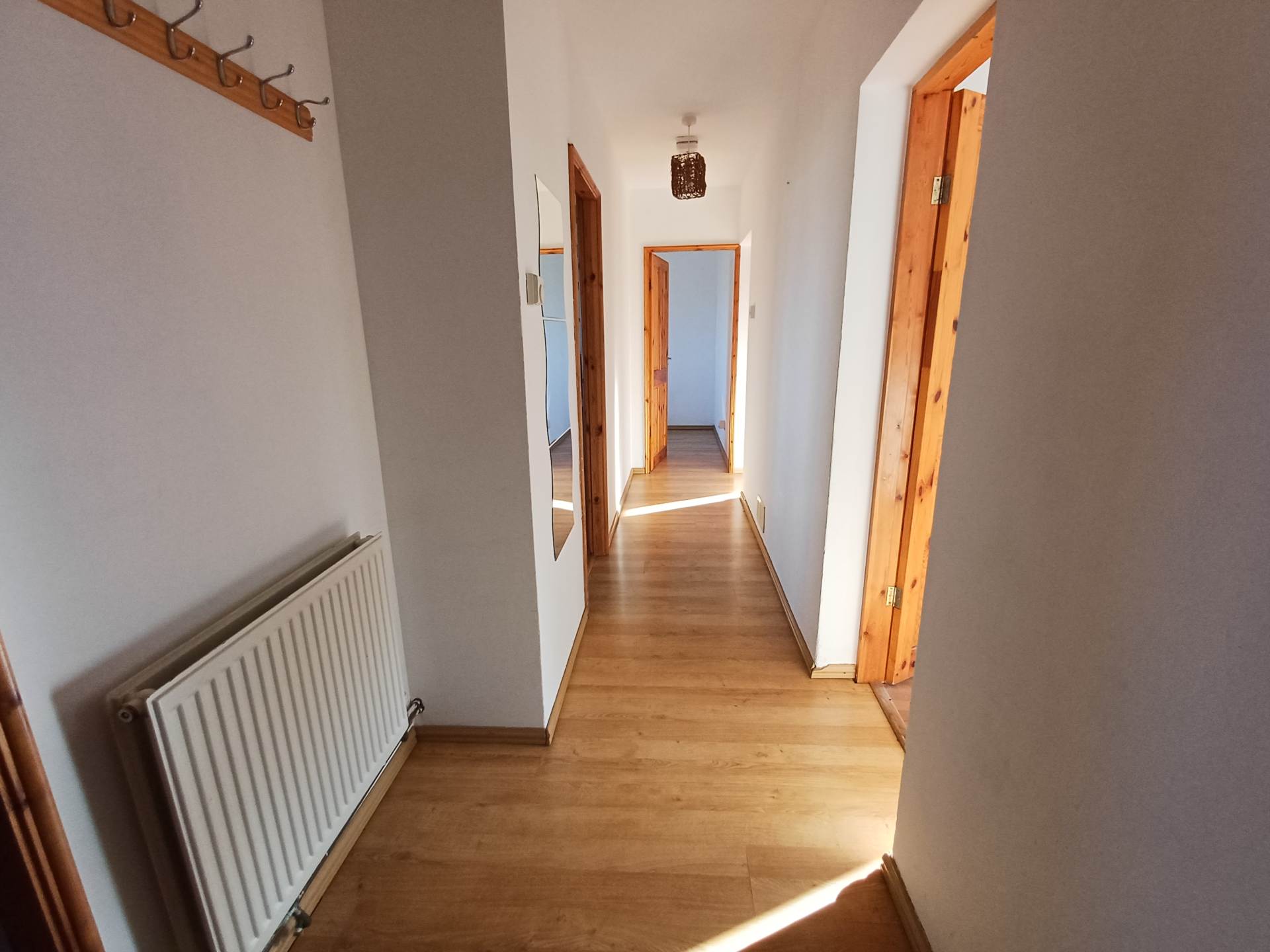 Dianthus Close, London, Image 2