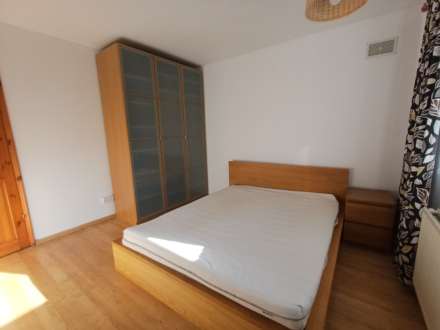 Dianthus Close, London, Image 8