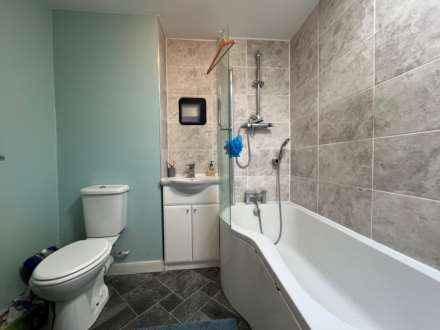 Disraeli Close, London  *VIDEO & 3D FLOORPLAN AVAILABLE**, Image 11