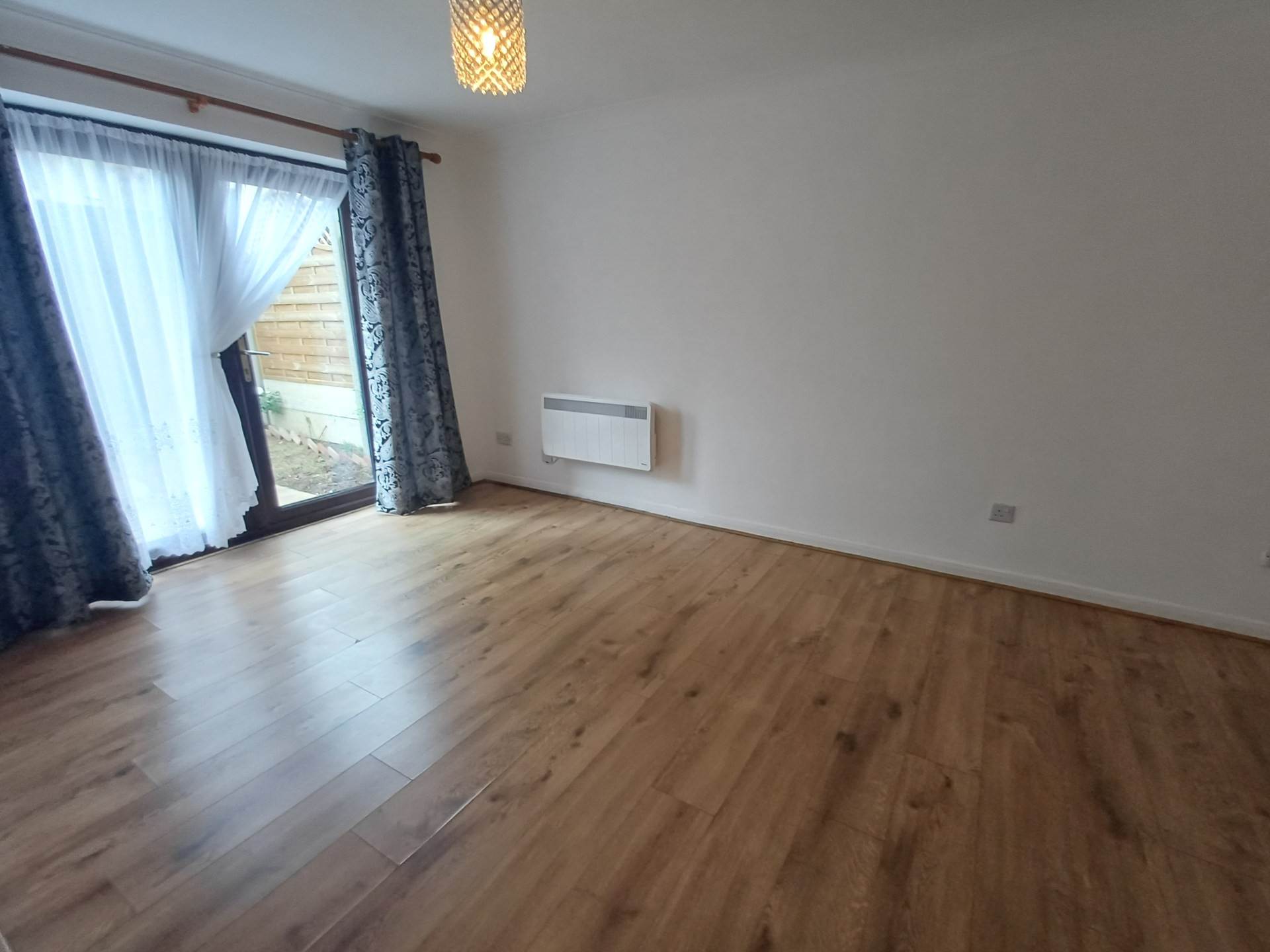 Bevans Close, Greenhithe, Image 3