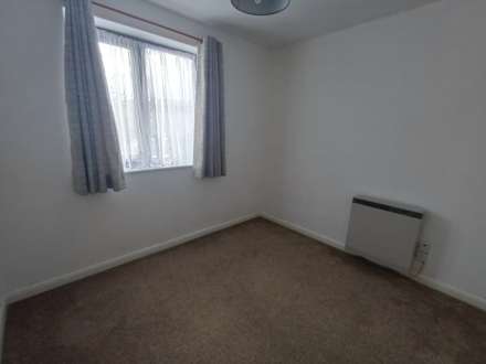 Bevans Close, Greenhithe, Image 10