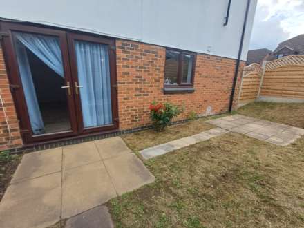 Bevans Close, Greenhithe, Image 6