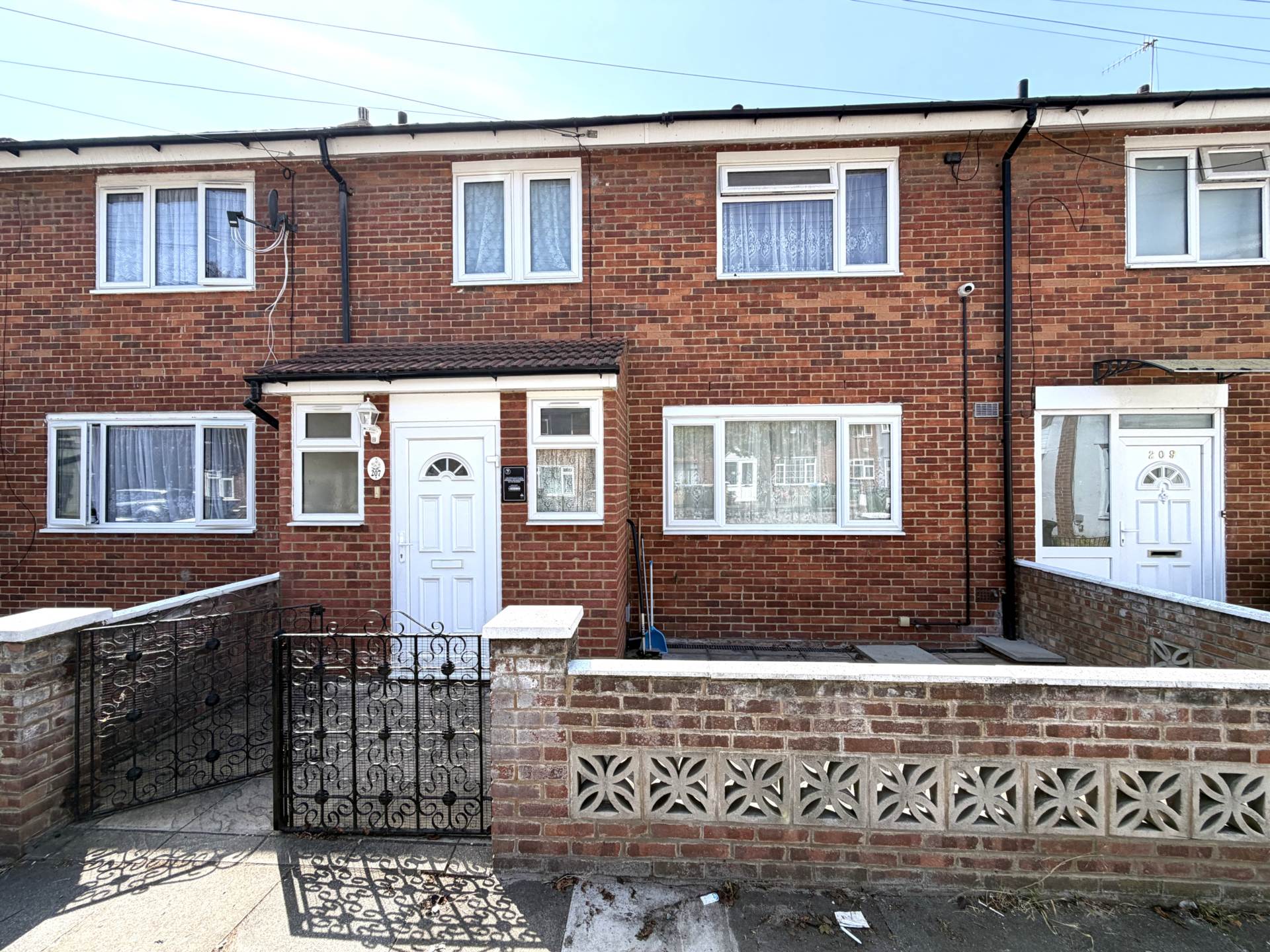 Ampleforth Road, London, Image 1
