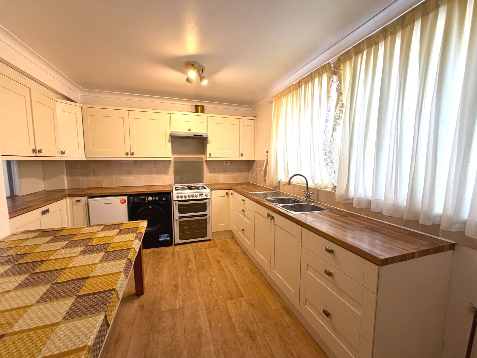 Ampleforth Road, London, Image 6