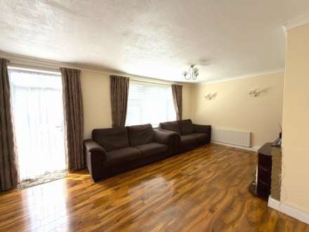 Ampleforth Road, London, Image 4