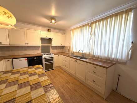 Ampleforth Road, London, Image 5