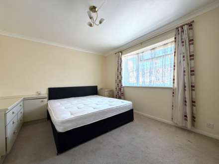 Ampleforth Road, London, Image 7