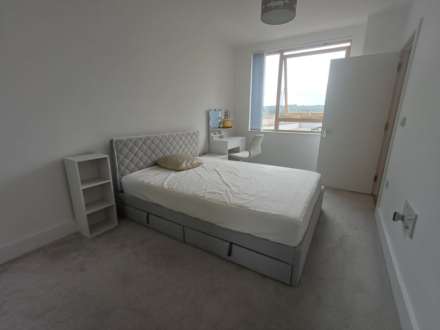 Southmere, London, Image 10