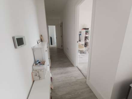 Southmere, London, Image 4