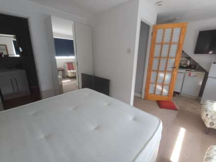 Barnehurst Rd, Bexleyheath, Image 2
